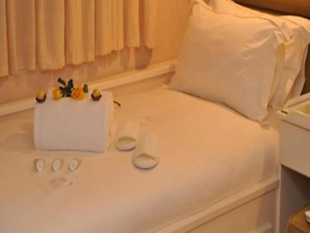 Bed and Breakfast Motor Yacht Kiara Kapstadt
